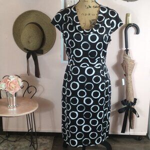 Merona Black & White Circle Dress – WITH POCKETS!